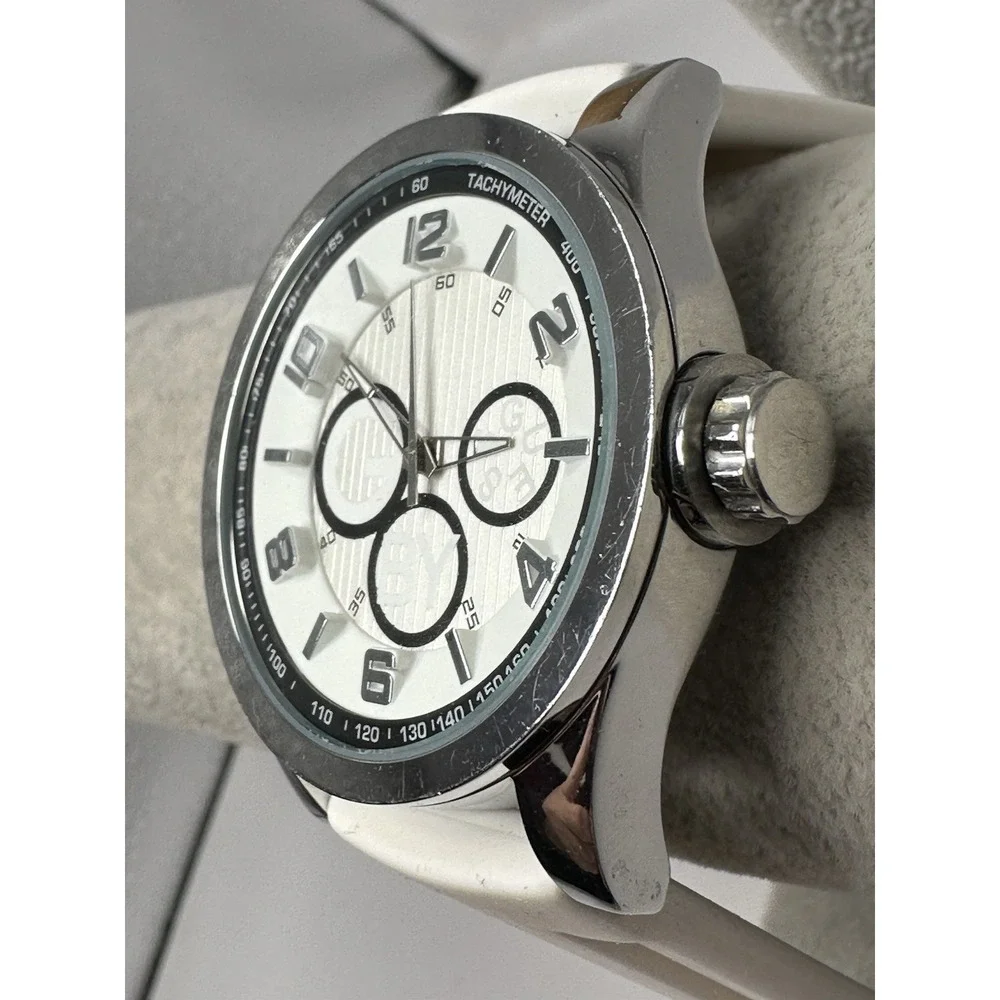 Guess G79079G1 New Battery Mens Watch 44MM 8.5
